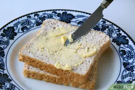 Immagine titolata Make Buttered Toast Step 10