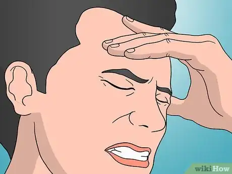 Immagine titolata Tell if Your Eyes Are Going Bad Step 2