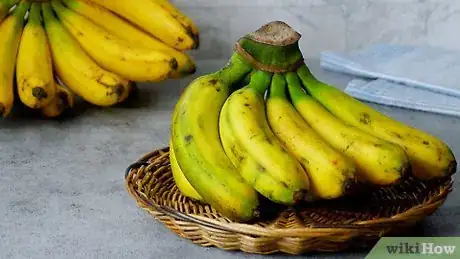 Immagine titolata Keep Bananas from Ripening Too Fast Step 2