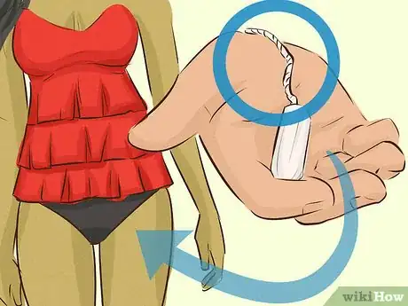 Immagine titolata Use a Tampon While Swimming Step 4