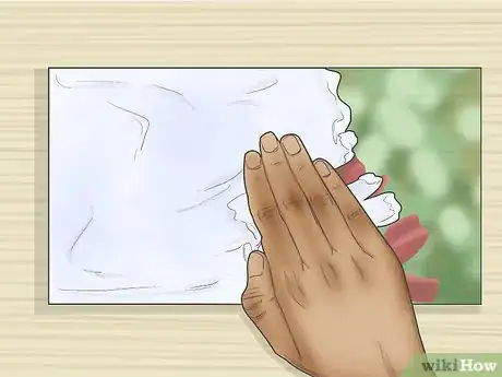 Immagine titolata Transfer an Image Onto Glass Step 6