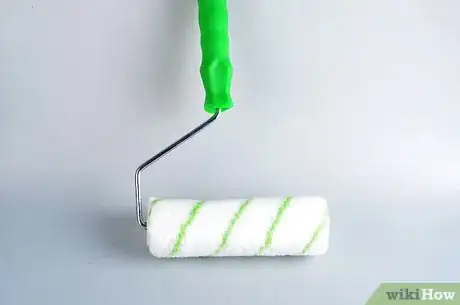 Immagine titolata Clean a Roller Brush Step 5