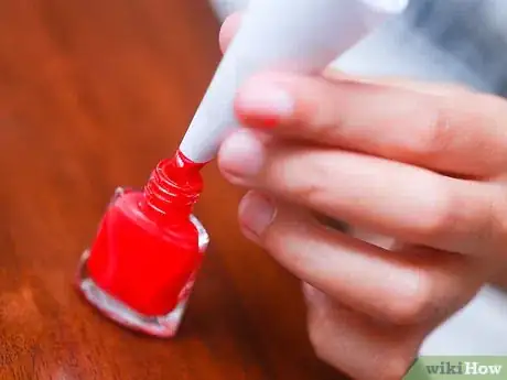 Immagine titolata Make Matte Nail Polish Step 24