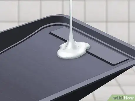 Immagine titolata Whiten Grout Step 12