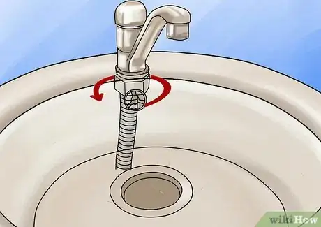 Immagine titolata Replace a Kitchen or Bathroom Faucet Step 9