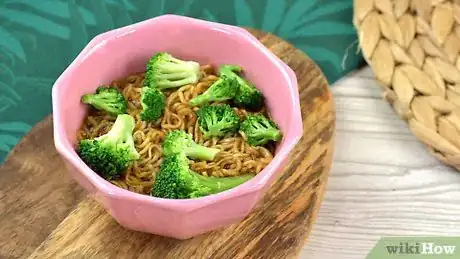 Immagine titolata Make Instant Noodles Step 13
