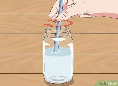 Immagine titolata Clean Makeup Brushes with Vinegar Step 2