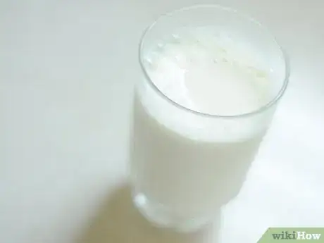 Immagine titolata Drink Milk for Better Health Step 6