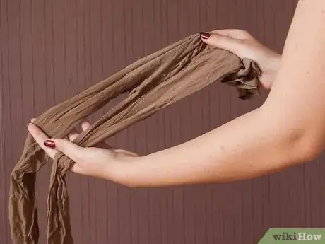 Immagine titolata Avoid Looking Inappropriate for the Office (for Women) Step 13
