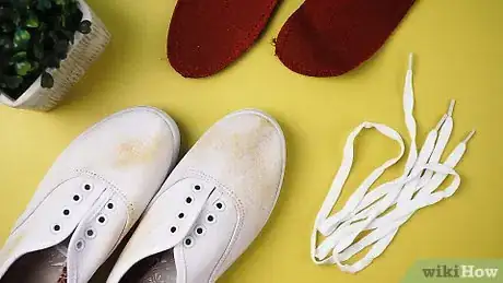 Immagine titolata Clean Keds Step 1