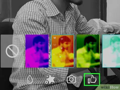 Immagine titolata Use Facebook Messenger's Video Effects on Android Step 4