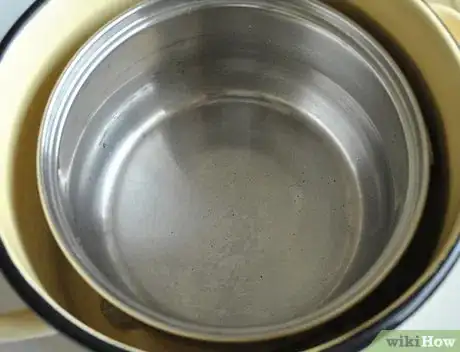 Immagine titolata Bake Bread on the Stovetop Step 3