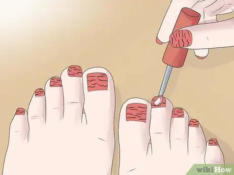 Immagine titolata Perform a Professional Salon Pedicure Step 17