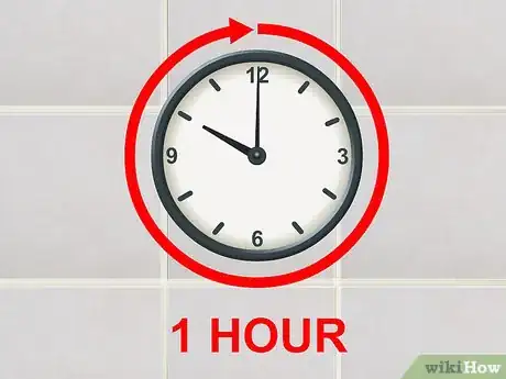 Immagine titolata Whiten Grout Step 15