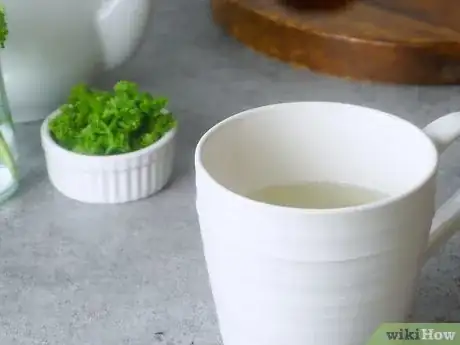 Immagine titolata Make Parsley Tea Step 5