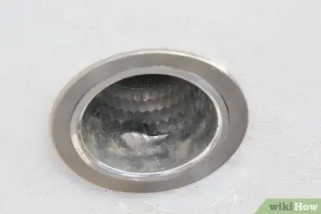 Immagine titolata Install Recessed Lighting Step 15