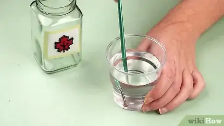 Immagine titolata Do Glass Painting from a Pattern Tracing Step 13