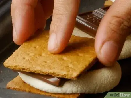 Immagine titolata Make Smores in the Oven Step 13