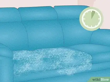 Immagine titolata Get a Stain out of a Microfiber Couch Step 10