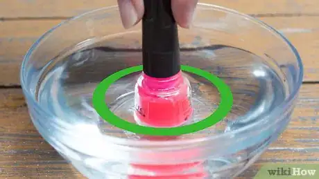 Immagine titolata Thin Nail Polish Step 3