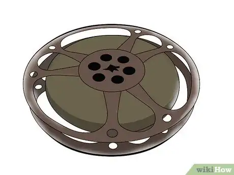 Immagine titolata Transfer 8mm Films to Video Step 1