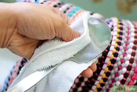 Immagine titolata Clean Silverware So It Sparkles Step 5