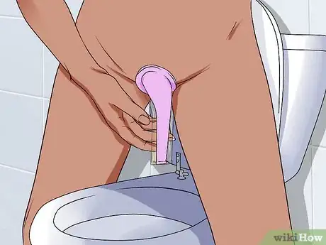 Immagine titolata Stand to Pee With a Device Step 5