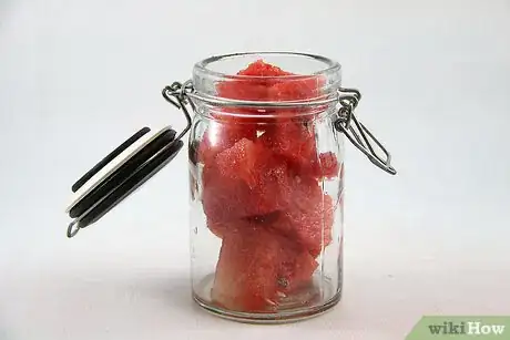 Immagine titolata Infuse Vodka With Watermelon Step 9