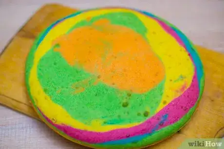 Immagine titolata Make a Tie Dyed Cake Step 10