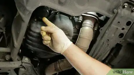 Immagine titolata Change the Oil in Your Car Step 14