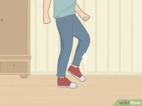 Immagine titolata Shuffle (Dance Move) Step 11