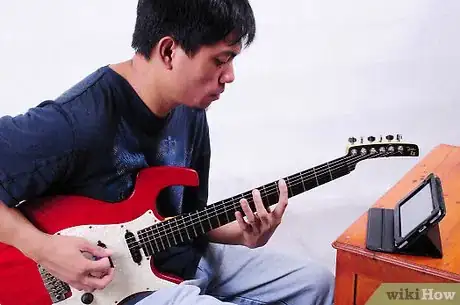 Immagine titolata Increase Your Speed and Finger Strength on the Fretboard Step 14