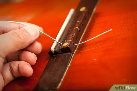 Immagine titolata Change Classical Guitar Strings Step 3Bullet1