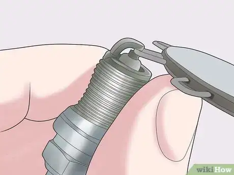 Immagine titolata Clean Spark Plugs Step 8