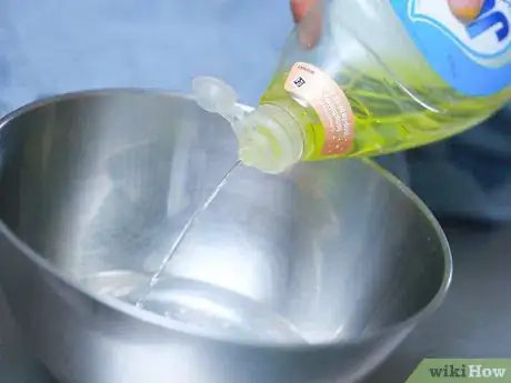 Immagine titolata Remove Ink Stains from Polyester Step 11
