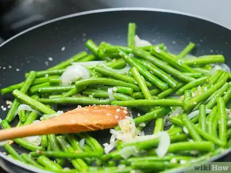 Immagine titolata Make Fried Green Beans Step 3