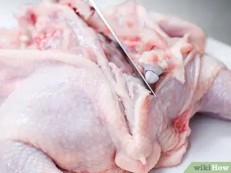 Immagine titolata Debone Poultry (Turkey or Chicken) Step 11