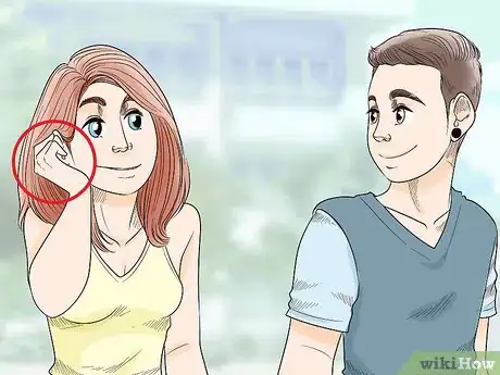 Immagine titolata Flirt with a Guy Step 3