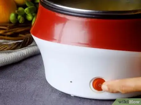 Immagine titolata Make Soup in a Slow Cooker Step 10
