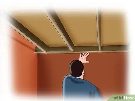 Immagine titolata Soundproof a Ceiling Step 2