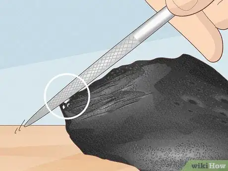 Immagine titolata Tell if the Rock You Found Might Be a Meteorite Step 10
