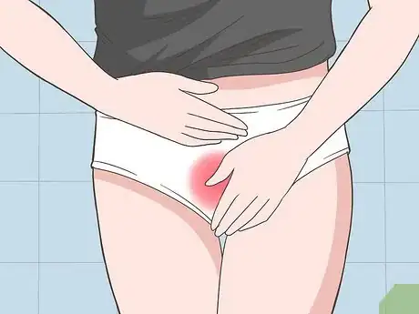 Immagine titolata Know when You're Ready to Start Using a Tampon Step 3