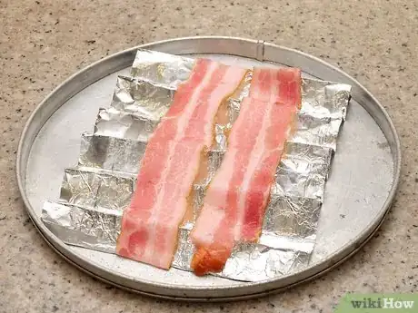 Immagine titolata Bake Turkey Bacon Step 2