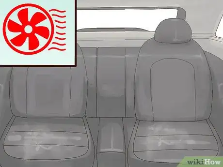 Immagine titolata Shampoo Car Interior Step 14
