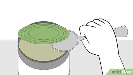 Immagine titolata Open a Can Without a Can Opener Step 12