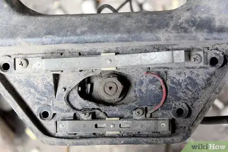 Immagine titolata Replace an Ignition Switch Step 7