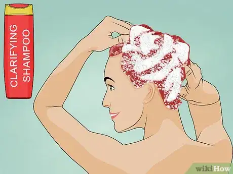 Immagine titolata Clean Your Scalp Step 1