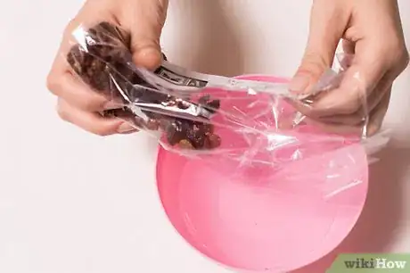 Immagine titolata Plump Raisins Step 17
