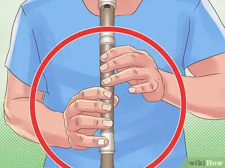 Immagine titolata Play the Treble Recorder Step 4