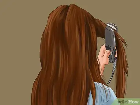 Immagine titolata Apply Hair Extensions Step 19